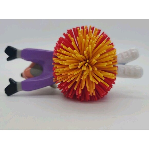 Vintage Chuck E Cheese PVC Koosh Ball Figure Prize Toy Chuckie Super Flying - Picture 4 of 9